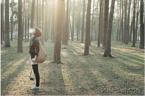 喜欢发呆的人,心里都有一份纯净的天空 (7)